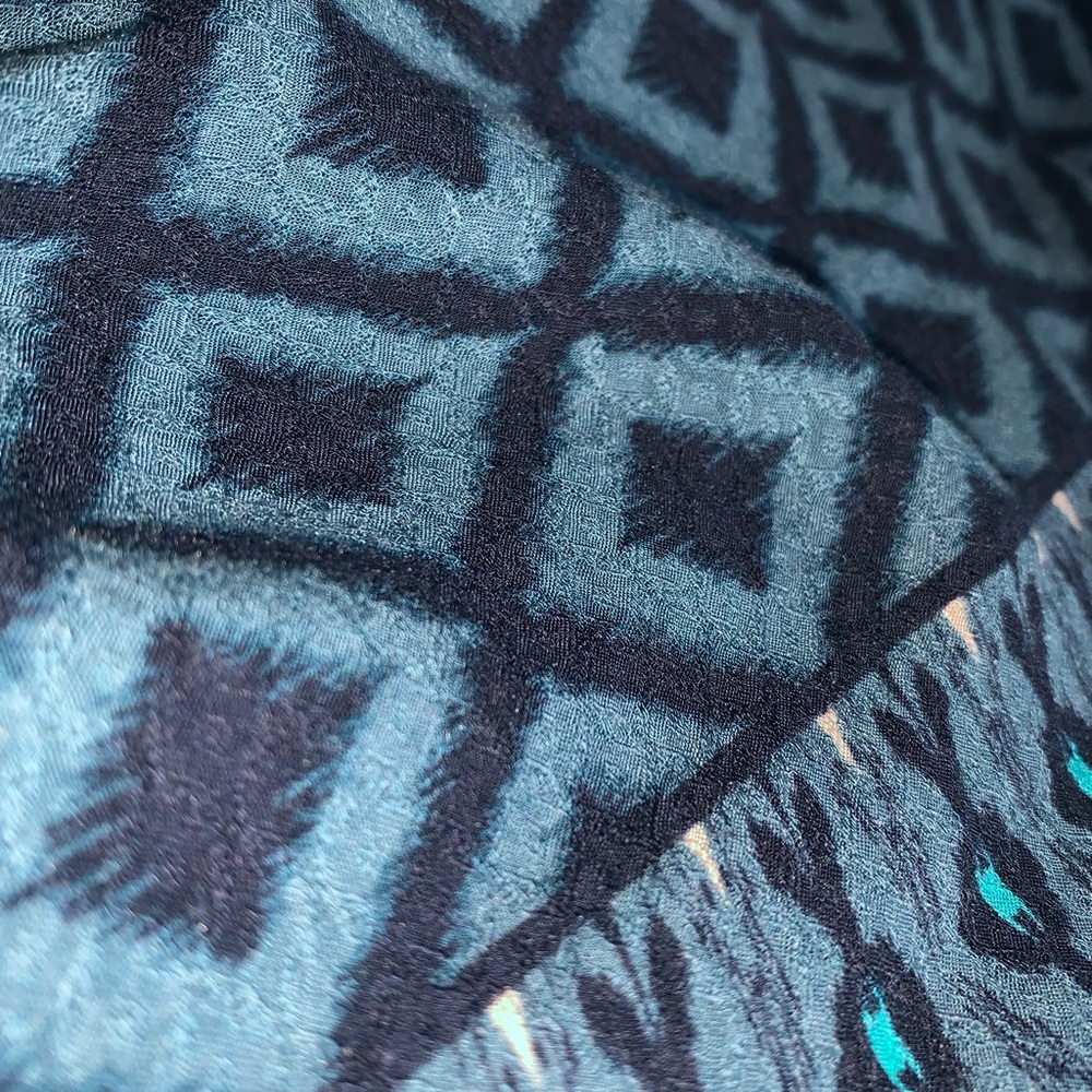 Blue Patterned Top - Picture 3 of 3